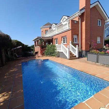 Casa Monte & Mar Con Piscina Privada En Santander *