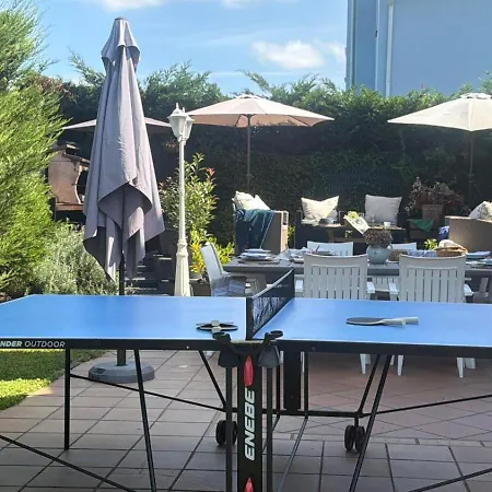 Hébergement de vacances Casa Monte & Mar Con Piscina Privada En Santander