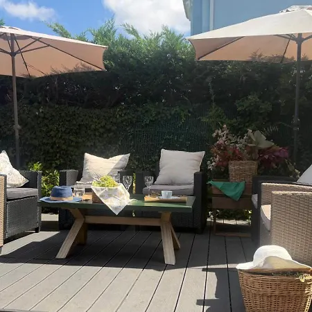 Casa Monte & Mar Con Piscina Privada En Santander Hébergement de vacances Camargo