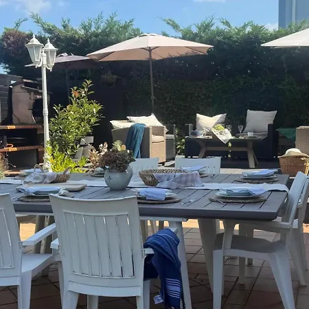 Casa Monte & Mar Con Piscina Privada En Santander Hébergement de vacances Camargo
