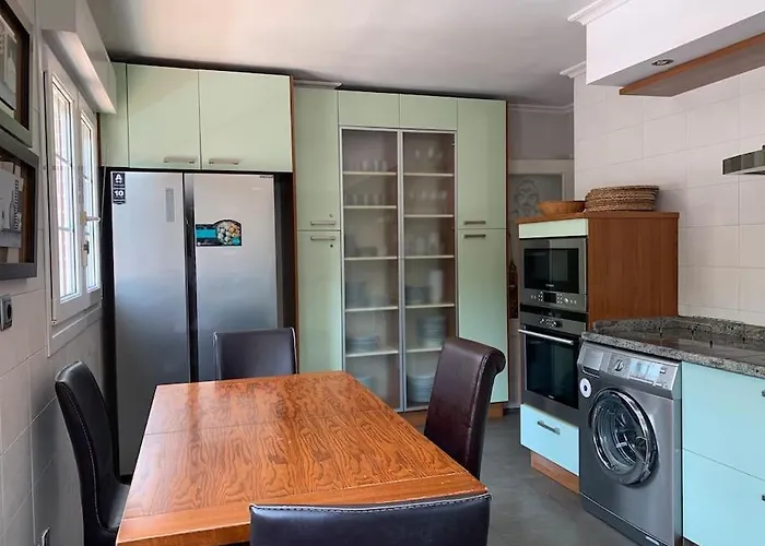 Casa Monte & Mar Con Piscina Privada En Santander *