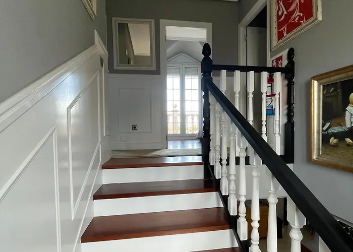 Hébergement de vacances Casa Monte & Mar Con Piscina Privada En Santander *