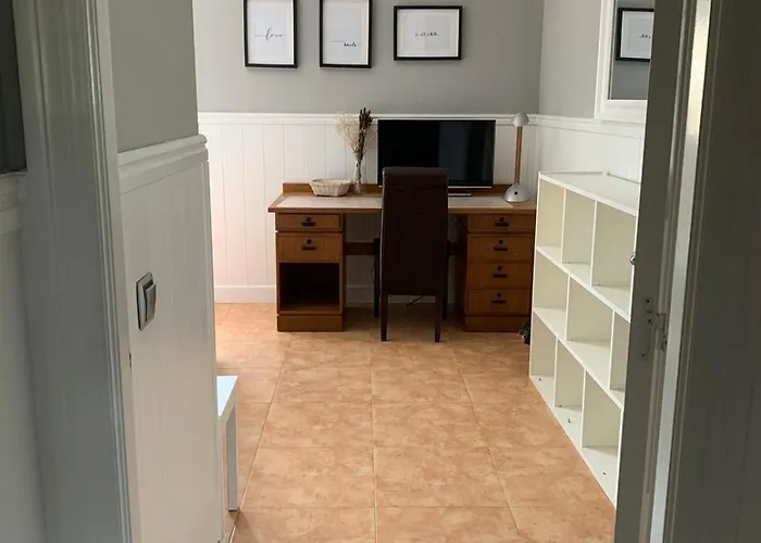 Hébergement de vacances Casa Monte & Mar Con Piscina Privada En Santander